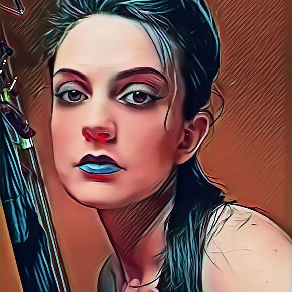 Meet your Posher, Catie - Picture 1 of 1